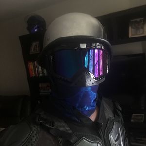 Meet your Posher, Kenneth